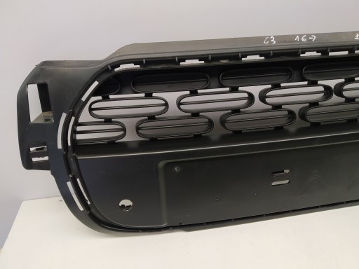 2020r + Citroen C3 III lift grid central w bumper front below PDC