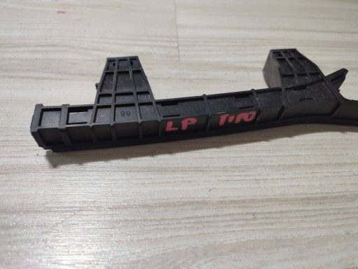 Fiat Tipo 2018 front side left moulding windows door przednich