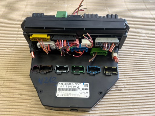 MERCEDES W212 LIFT 2.2 CDI Module fusibles A2129009025