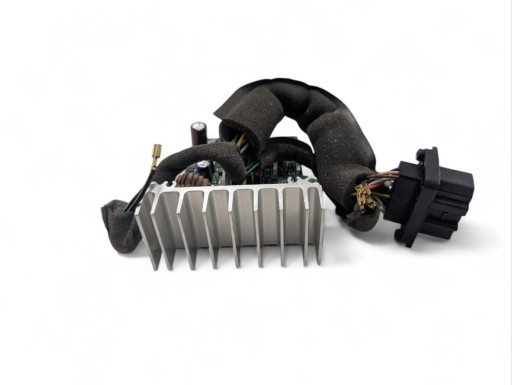 amplifier radia Audi A3 8P facelift 2006 8P4035382E