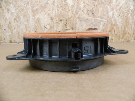 Toyota Yaris IV door speaker rear part JBL 8616002B70 86160-02B70