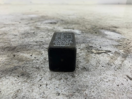 SCANIA 4 R relay 1401565