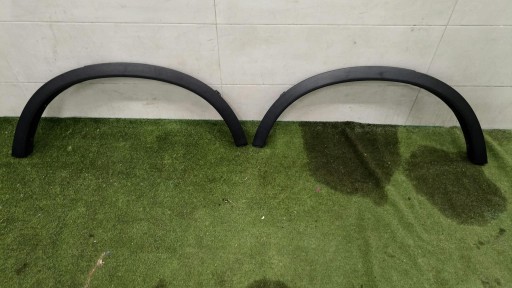 BMW X3 F25 moulding of a fender rear part right left NIELAKIEROWANA 7210084 7210083