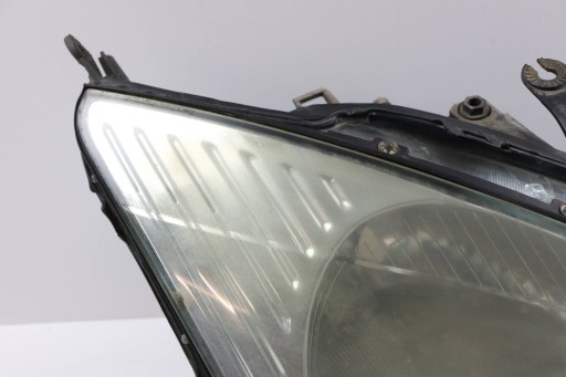 FORD FOCUS MK1 and light front right front EUROPA XS4X-13005-AE