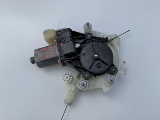 4240-am - Моторчик переднього правого скла maserati levante