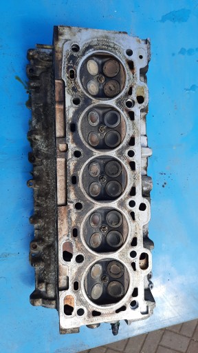 VOLVO C30 S40 V50 2.4B ГОЛОВКА 8642289 003