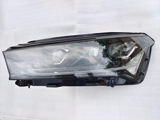 Skoda enyaq повна ліва світлодіодна лампа 5lb941015b