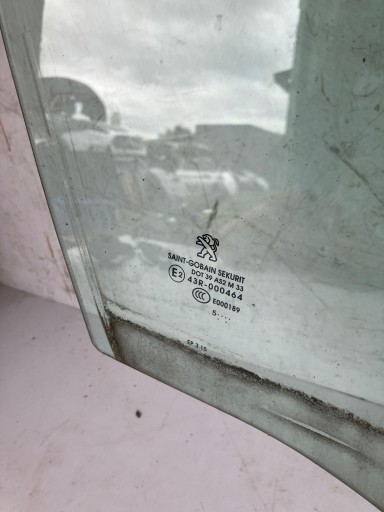 window door right front PEUGEOT 208 5D 15R