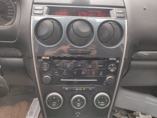 ЗАВОДСКОЕ РАДИО + ПАНЕЛЬ ВЕТРОВОГО СТЕКЛА MAZDA 6 GG GY LIFT