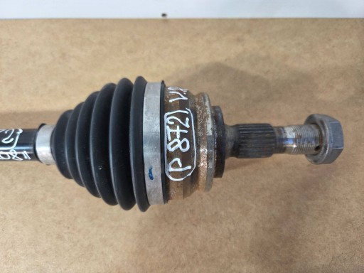 Peugeot 208 II 1,2THP semi-axis front right 9825390980 (P872)