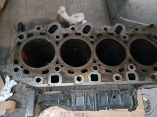 1111111111 - Блок двигуна hyundai h350 kia