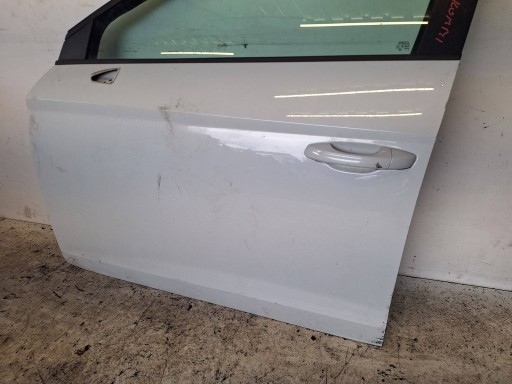 SEAT LEON III 5F 14-17 dveře levý předek - KOMBI