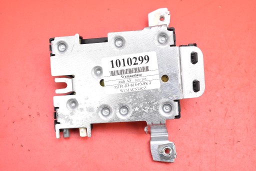 amplifier ANTENY 8P0035225D AUDI A3 8P 03-05