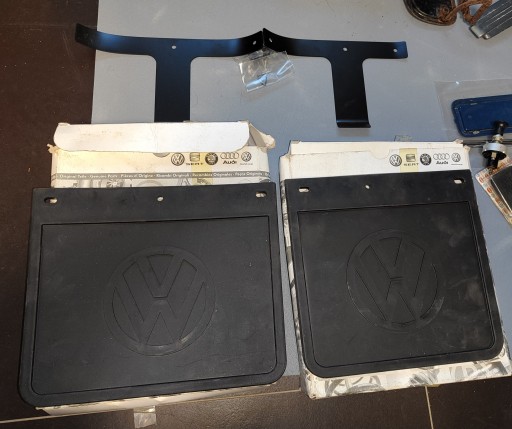 VW T5 box DoKa задние брызговики новые оригинальные пара