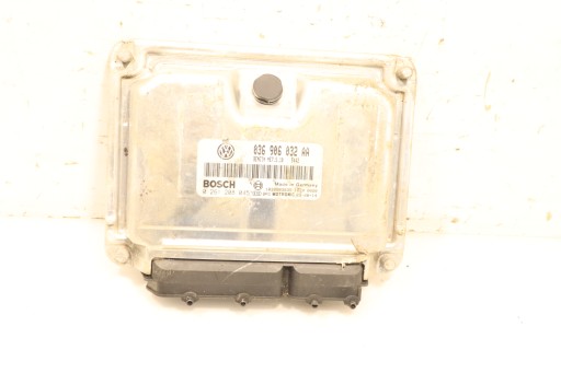 0261208045 - Компьютер двигателя volkswagen golf v 1.4 036906032aa