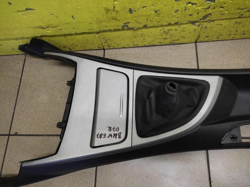 BMW 1 E87 TUNEL central 7068726