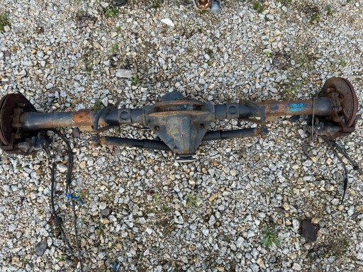 Задня балка моста коляска iveco daily