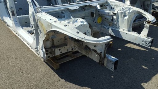 BMW 7 G11 quarter quarter right front threshold UK