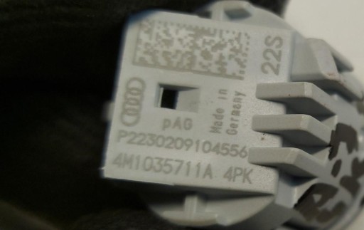 Audi A7 4K8 45 TFSI MIKROFON BLUETOOTH 4M1035711A