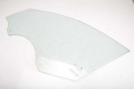 BMW F40 переднее левое стекло 21R