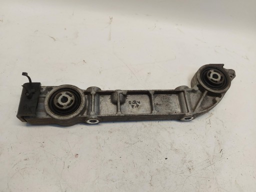 Mercedes EQV w447 V-klasa console holder of the engine right a4473423500