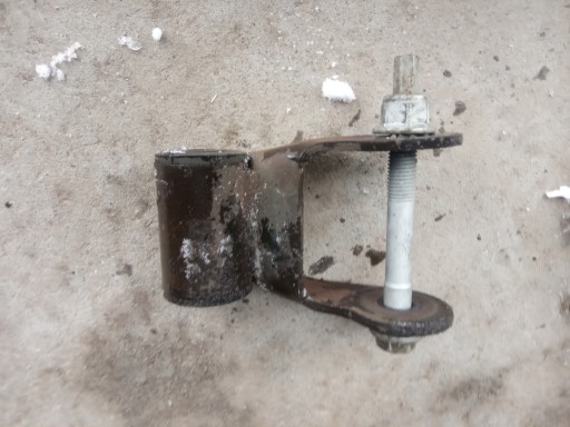 FL3Z-5776-A - Ford F150 3.5 15-Крепление Рессоры Сзади