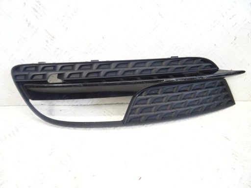 grid of a bumper front front left AUDI A5 8T LIFT 8T0807681H