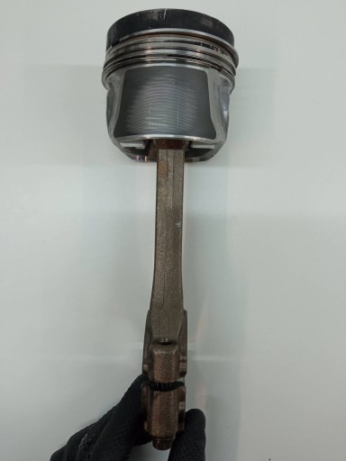 piston connecting rod 790MA 1.6 TDI Skoda Fabia II (2007-2014)