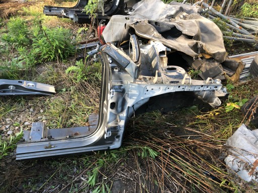 KIA RIO II 2005-2011 ЧЕТВЕРТЬ ПЕРЕДНЯЯ ПРАВАЯ