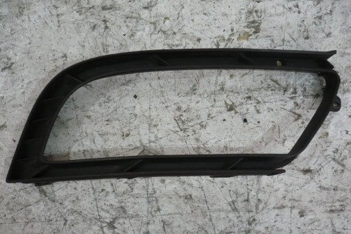 Skoda Superb Lüftungsgitter der Stoßstange rechts 3T0807682