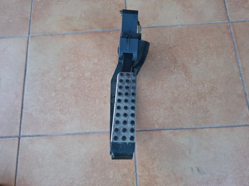 potentiometer accelerator pedal MERCEDES A2033000604