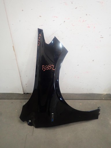 fender front right MERCEDES B-KLASA W247 2018