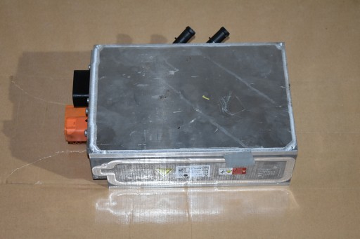 IDEALNA LADOWARKA per batteria PORSCHE CAYENNE 9Y TAYCAN 1