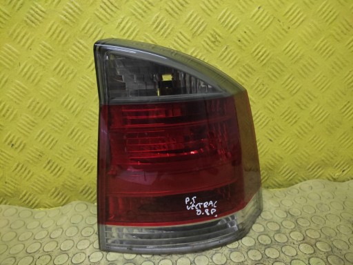 OPEL VECTRA C Licht rechts heck 13157647
