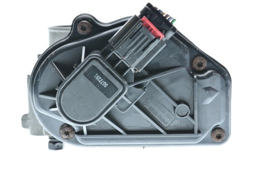Дроссельная заслонка VOLVO S40 V50 VP4F9U-9E928-AC