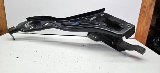 Mercedes E klasa 212 support lights holder okular right 2126200291