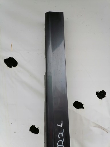 left moulding threshold BMW E91 A22