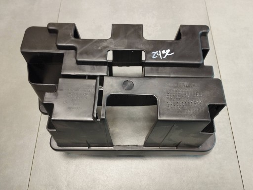 Mercedes-Benz GLE W166 bracket of spoiler cover A1665452640