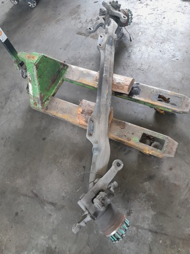 9753310401 - Балка переднего направляющего моста mercedes atego 1322 евро 5 19,5