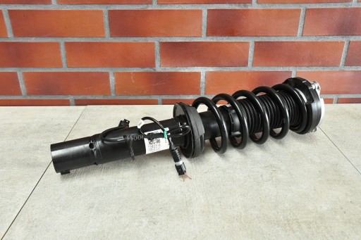 shock absorber left front front BMW 5 G60 5A16165 530eX 550eX 3733km