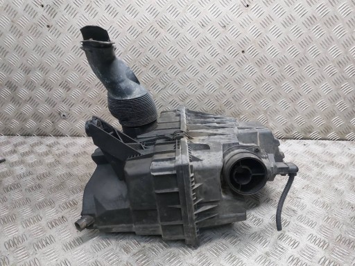 air filter housing + flow meter VW T5 2.5 TDI 7H0129601P
