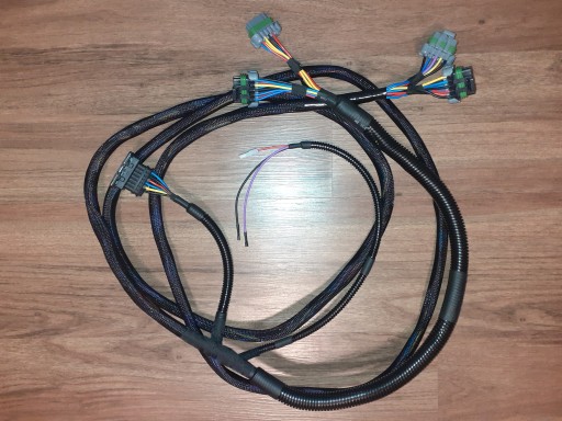 3777521M1 - Промінь Massey Ferguson