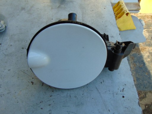 ET76A27936AA - Лючок бензобака для Ford Transit Courier 15 лет.