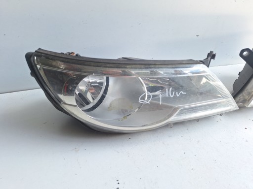 VOLKSWAGEN TIGUAN et 5N0 08-11 Feux phare Droit UK