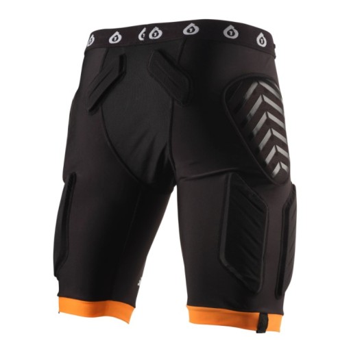 Чорні велосипедні шорти SixSixOne L