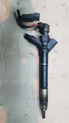 23670-26011 - TOYOTA AVENSIS AURIS COROLLA VERSO RAV ІНЖЕКТОР