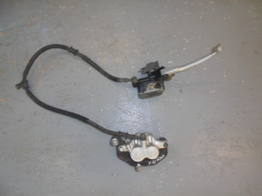 123456803 - YAMAHA XJ 600 насос зажим кабель