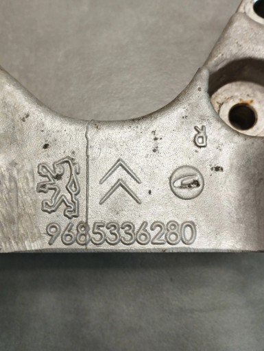 Peugeot 508 holder bearing 9685336280