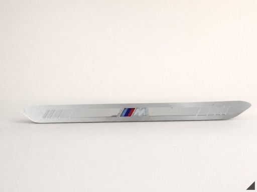BMW XM G09 X7 G07 MSP moulding cap PODSWIETLENIE LED threshold rear part left ORG