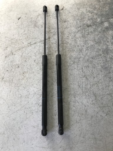 SILOWNIKI bonnet boot AUDI A1 8X 8X4827552